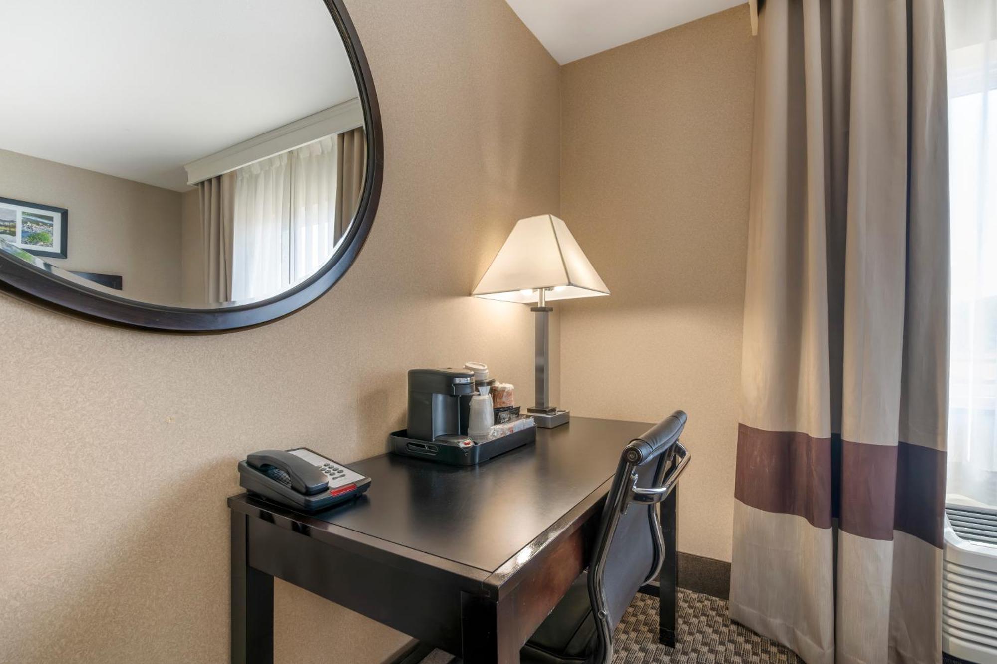 Comfort Inn Troutdale-Portland East Екстер'єр фото